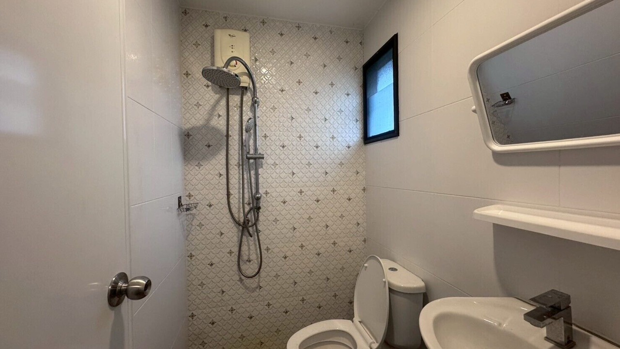 Photo of Bathroom in Dok Mai