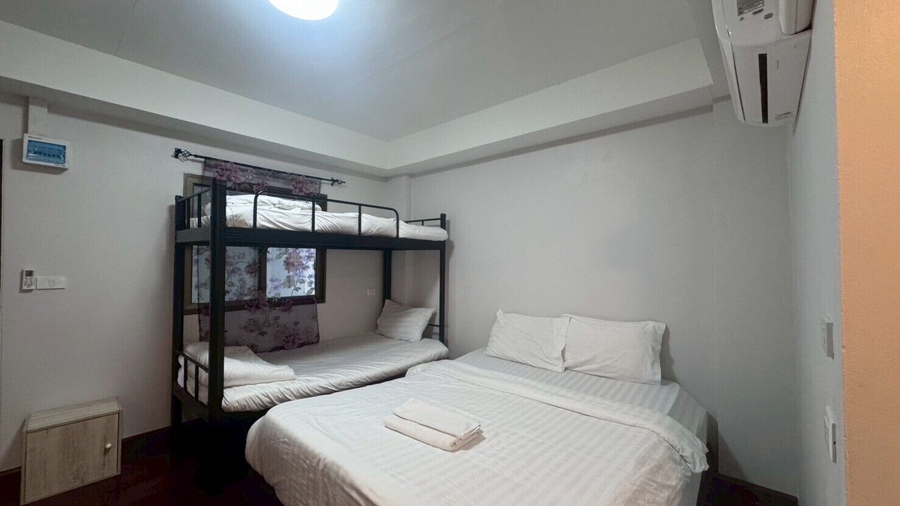 Photo of Bedroom in Dok Mai