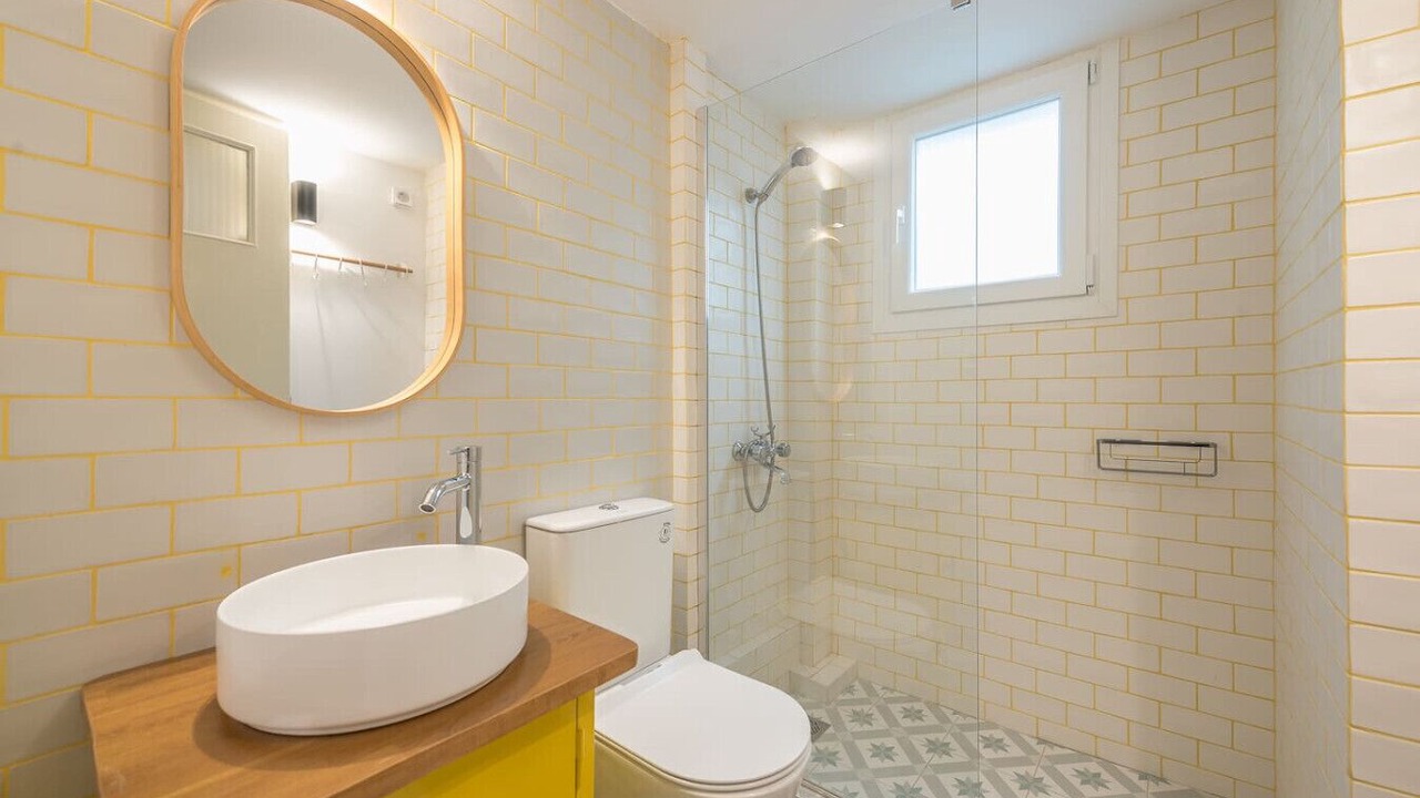 Photo of Bathroom in Kypseli