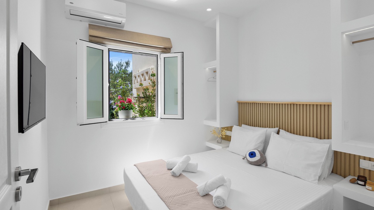 Photo of Bedroom in Naousa