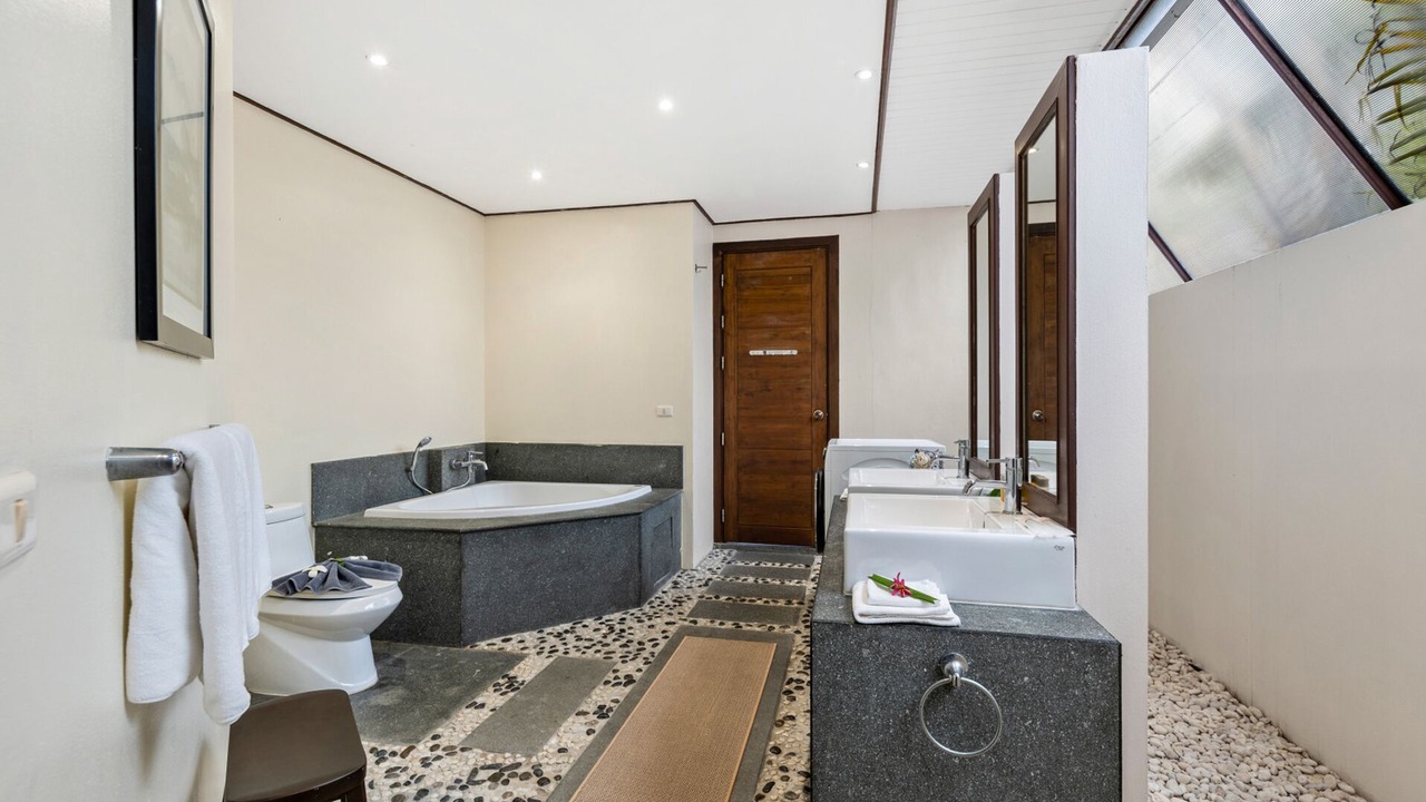 Photo of Bathroom in Lipa Noi