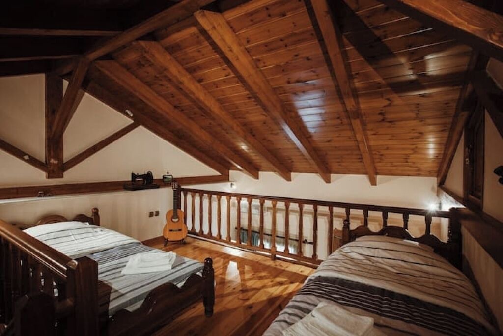 Photo of Bedroom in Longos