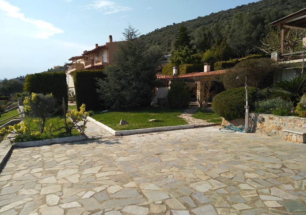 Photo of Others in Karystos