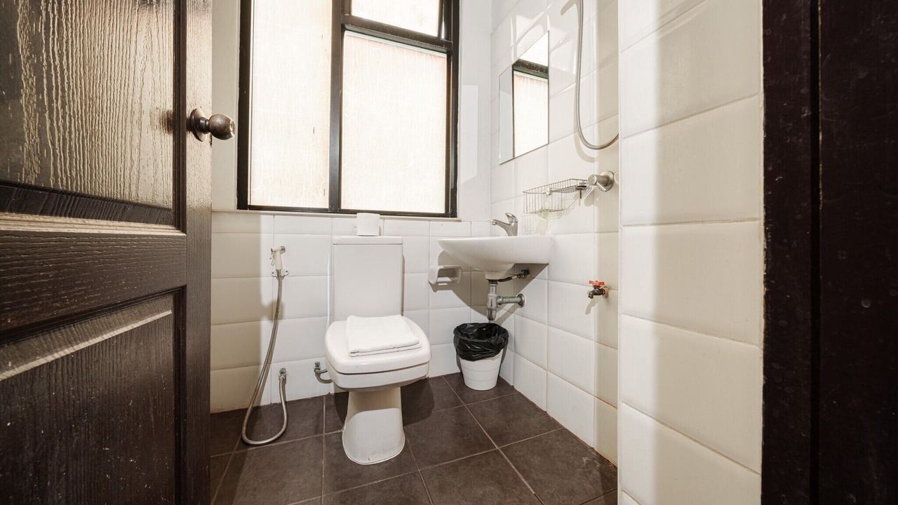 Photo of Bathroom in Lak Si