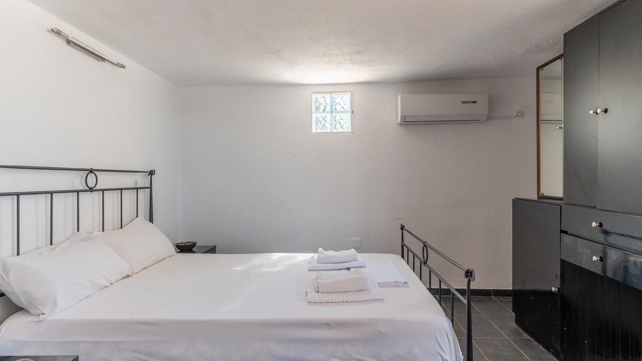 Photo of Bedroom in Salamis