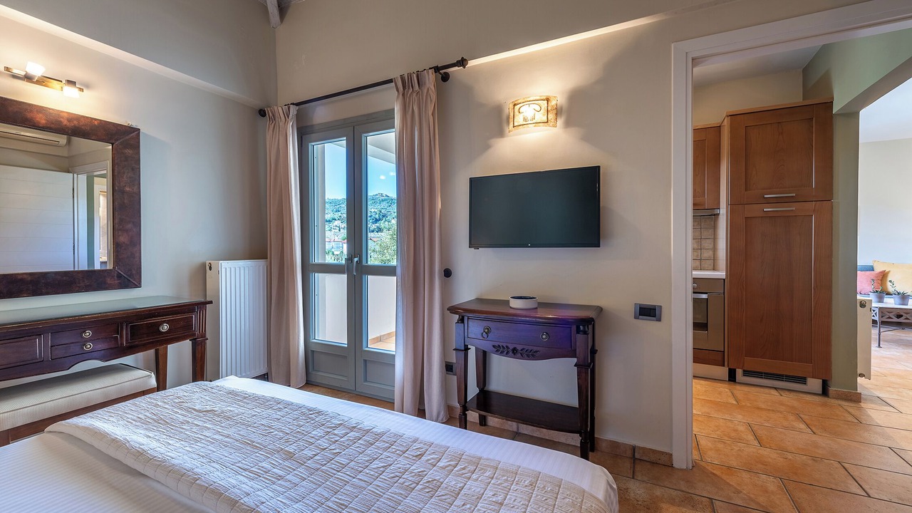 Photo of Bedroom in Longos