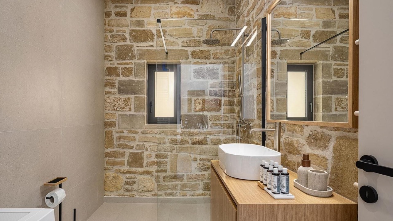 Photo of Bathroom in Daratsos