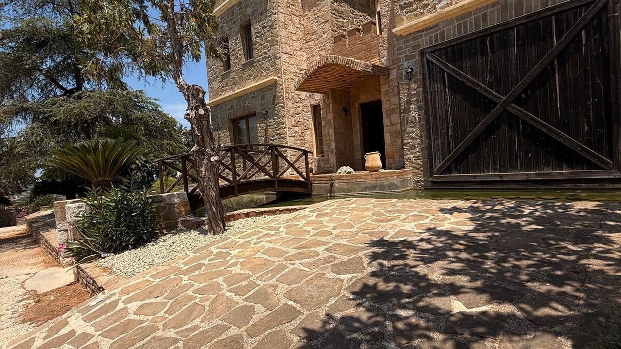 Photo of Outdoor in Lakopetra