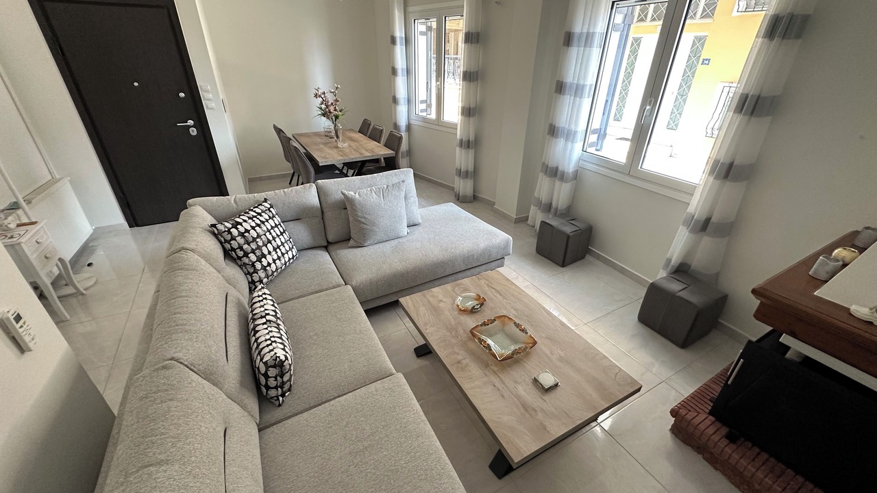Photo of Livingroom in Aigio