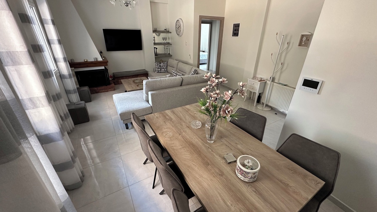 Photo of Livingroom in Aigio