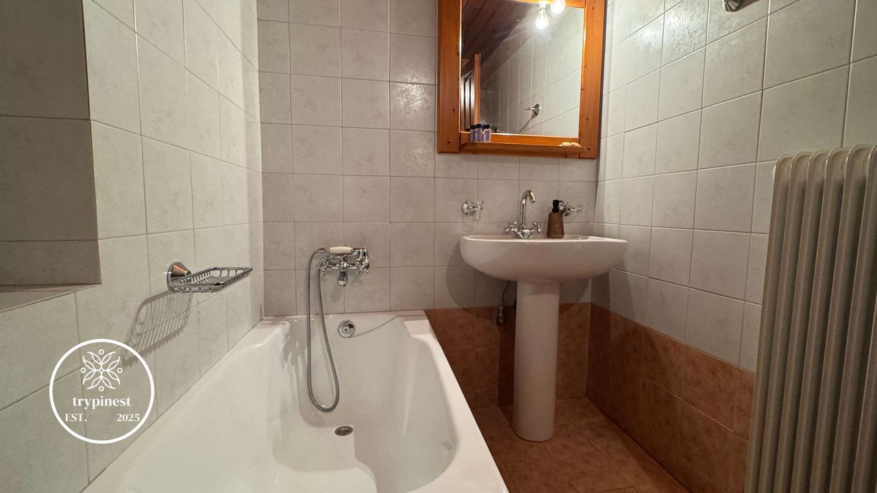 Photo of Bathroom in Tripi