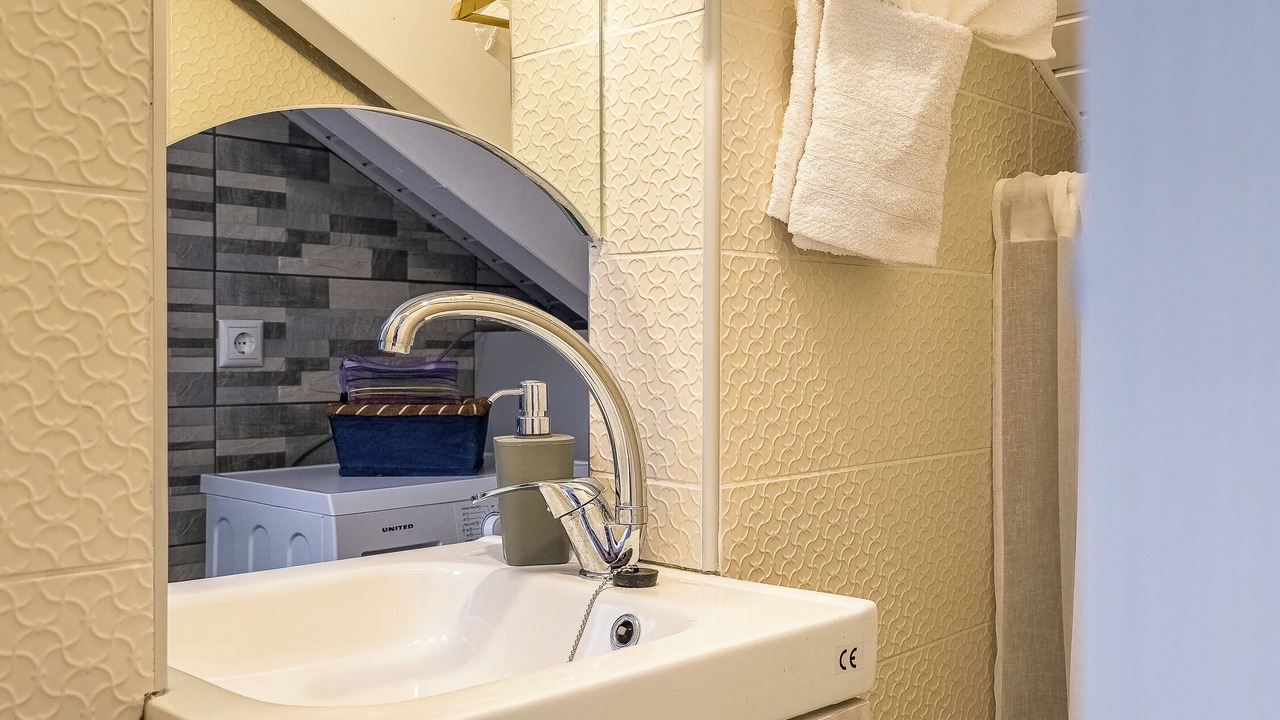 Photo of Bathroom in Selianitika