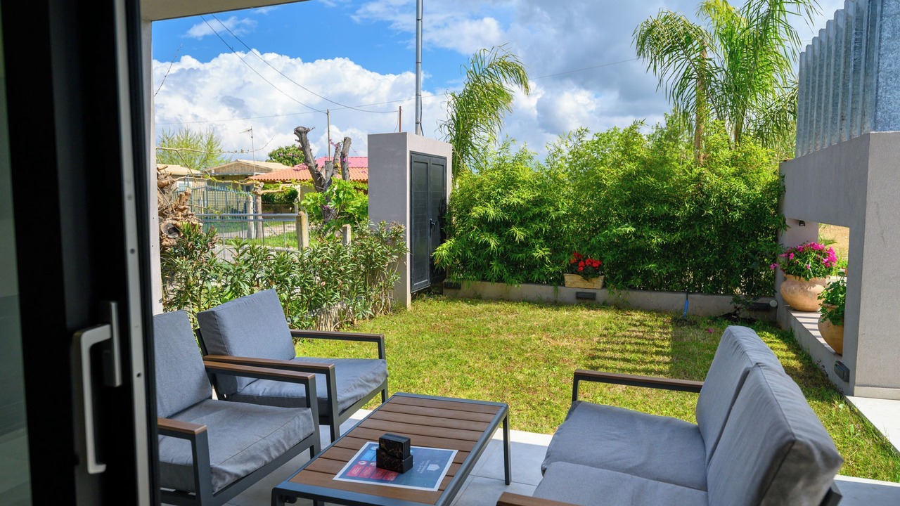 Photo of Patio Balcony in Kourouta