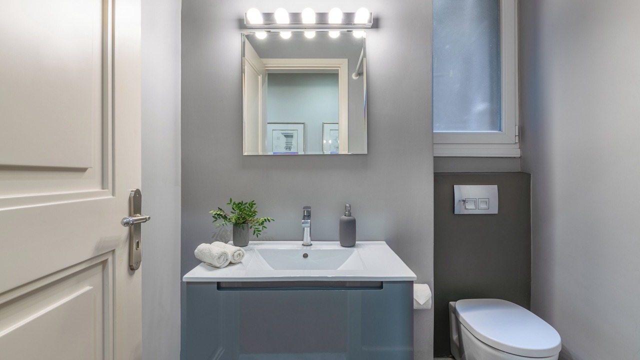 Photo of Bathroom in Makrigianni