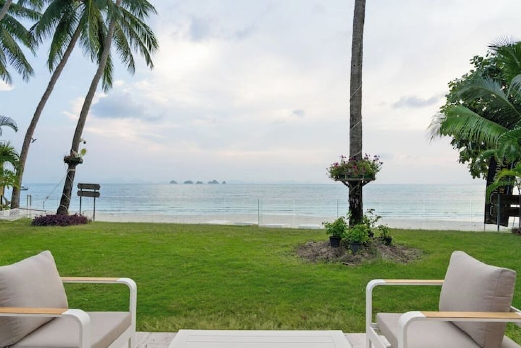 Photo of Outdoor in Lipa Noi