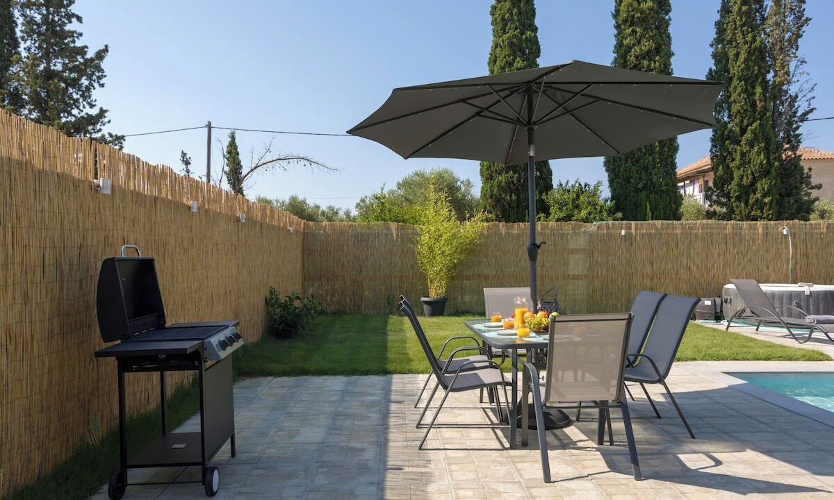 Photo of Outdoor in Agrilia