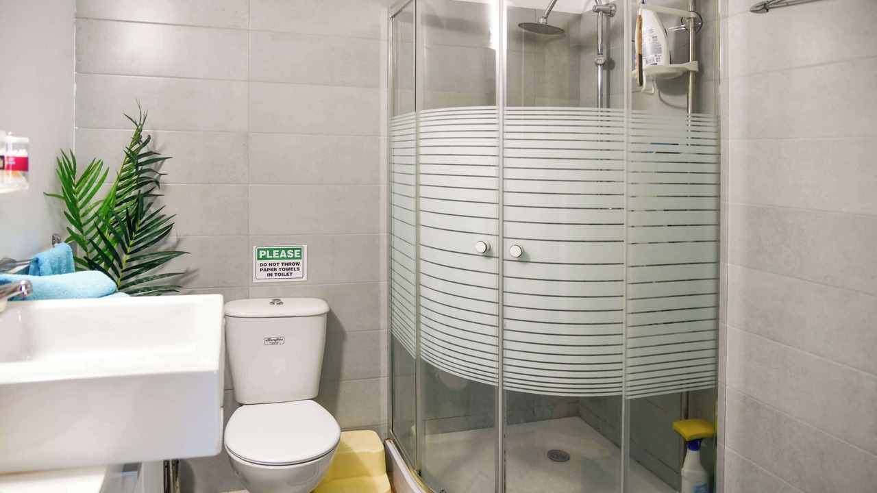 Photo of Bathroom in Drepano