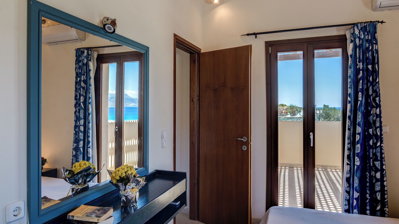Photo of Bedroom in Makry Gialos