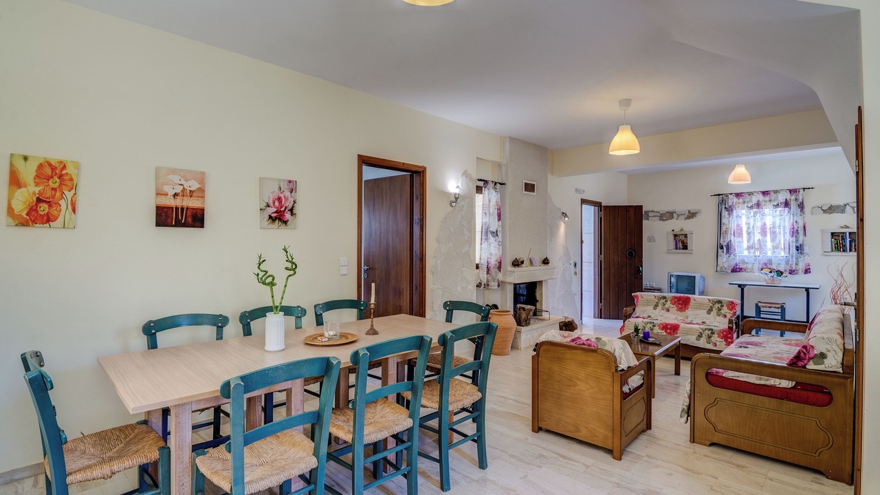 Photo of Livingroom in Makry Gialos