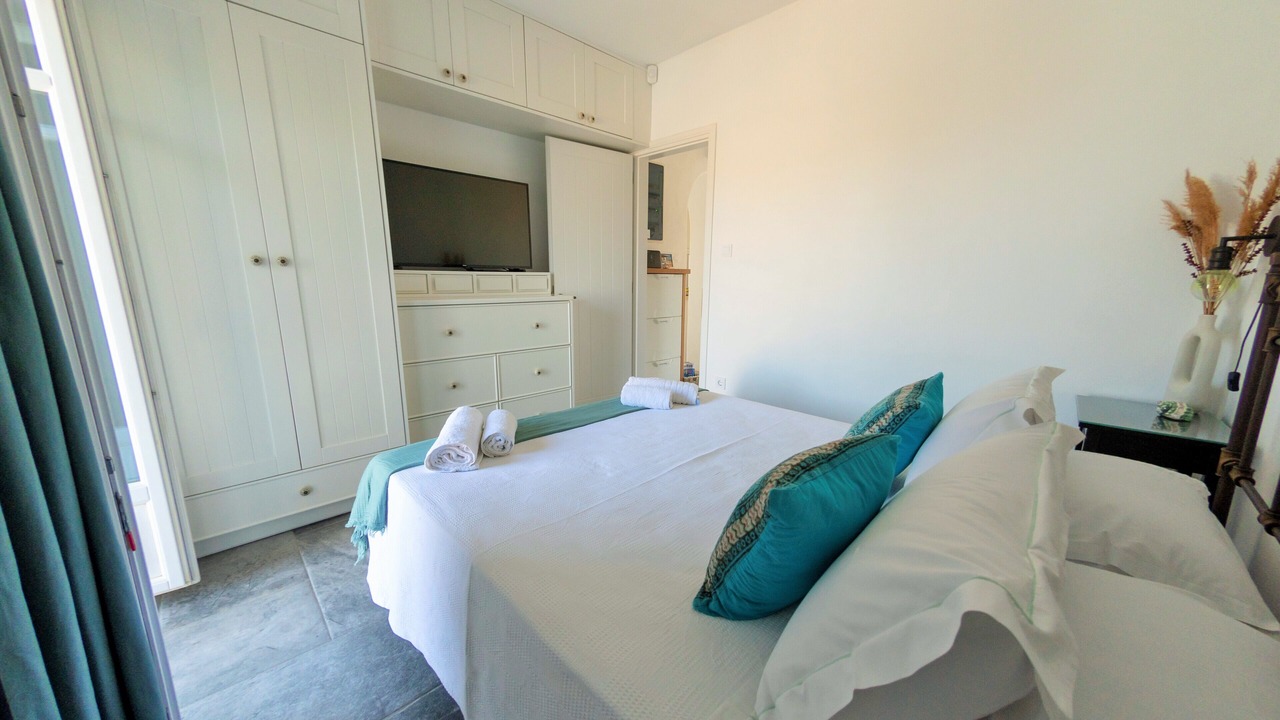 Photo of Bedroom in Naousa