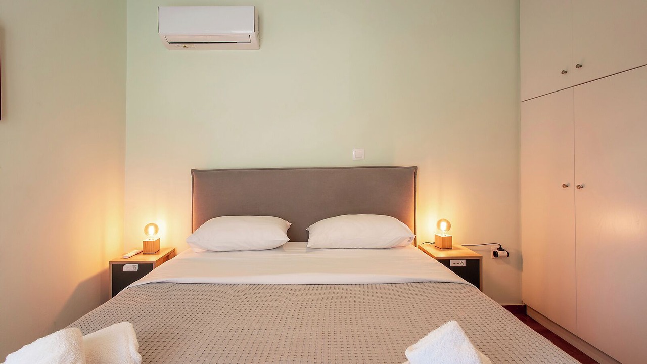 Photo of Bedroom in Platia Viktorias
