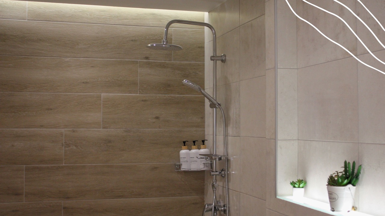 Photo of Bathroom in Lambi