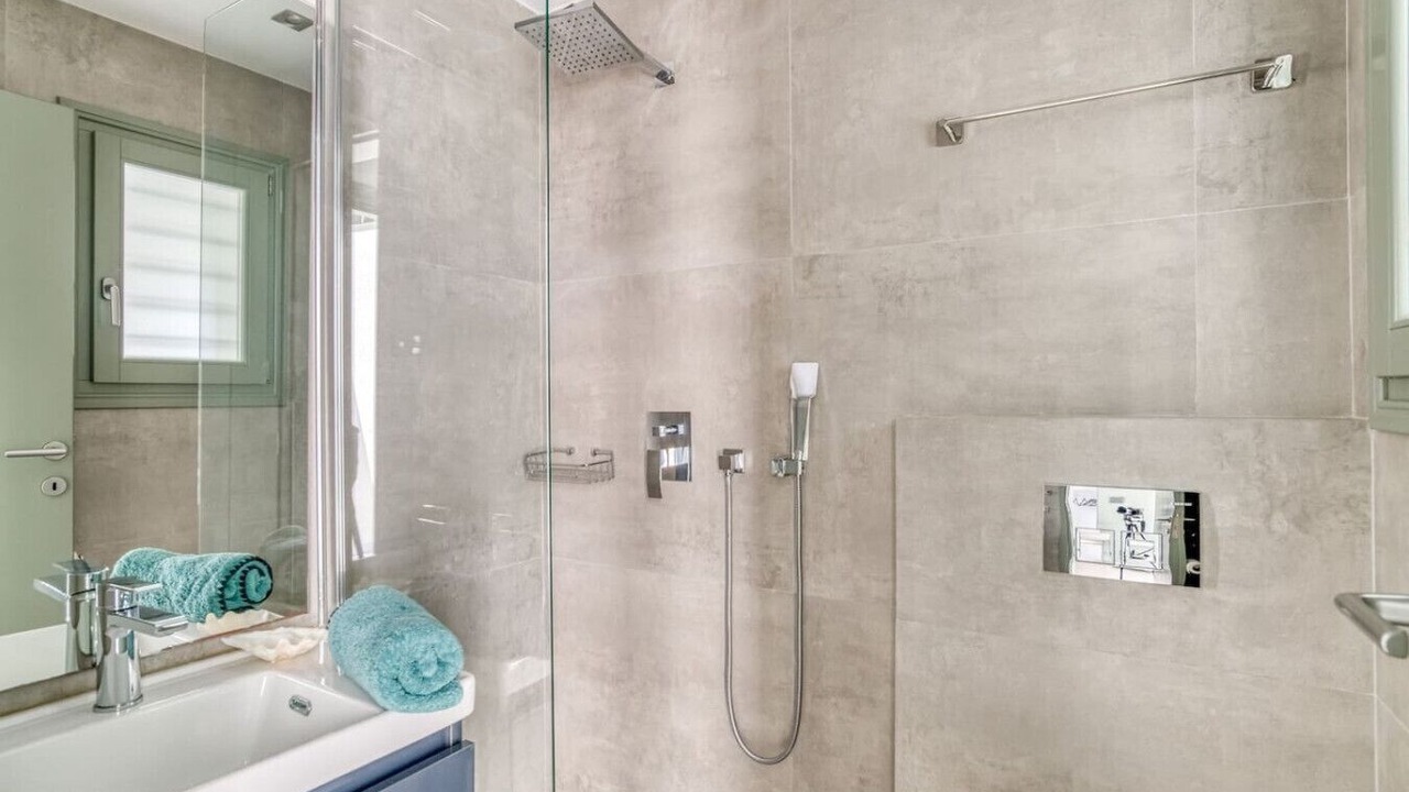 Photo of Bathroom in Naousa