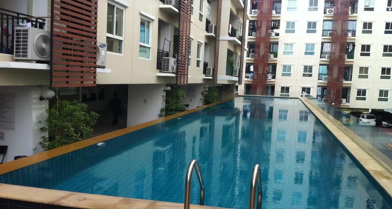 Photo of Others in Samsen Nok