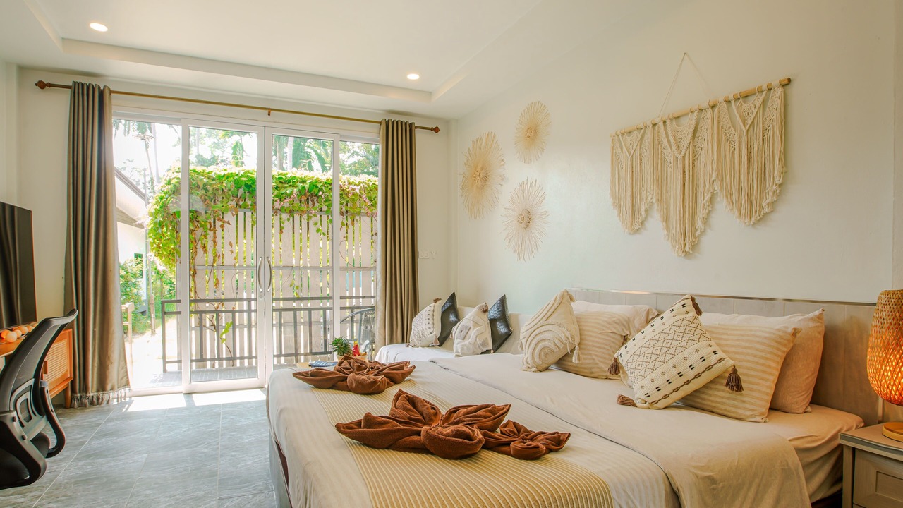 Photo of Bedroom in Srithanu