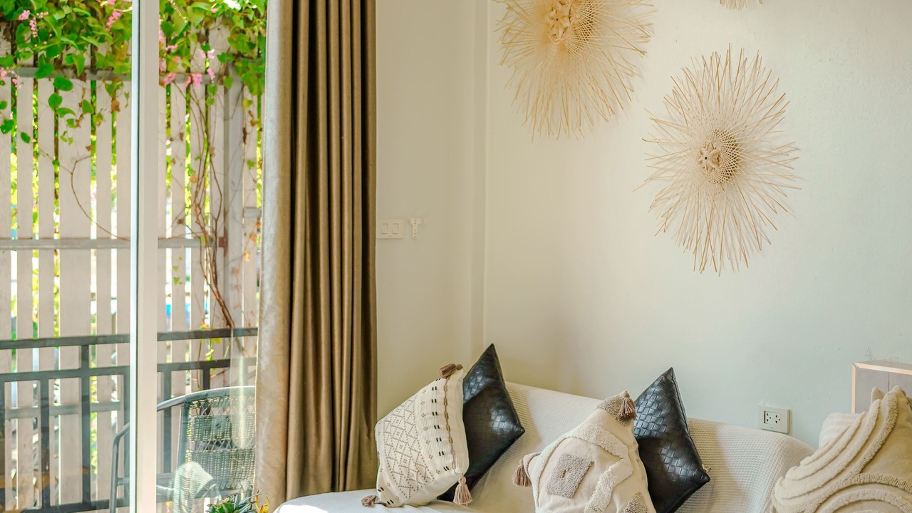 Photo of Bedroom in Srithanu