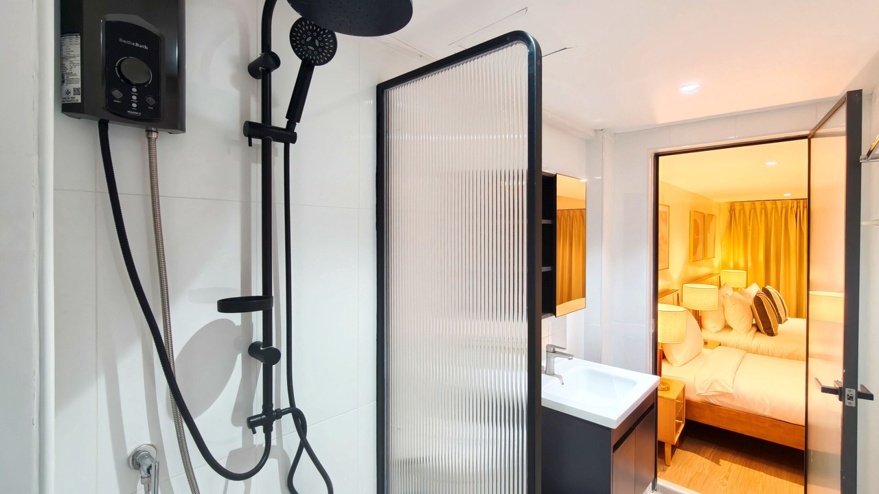 Photo of Bathroom in Makkasan
