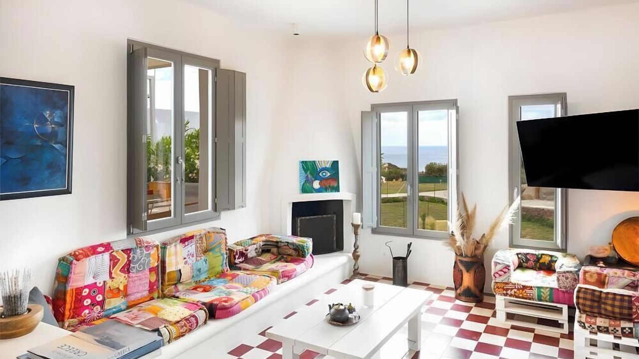 Photo of Livingroom in Milos