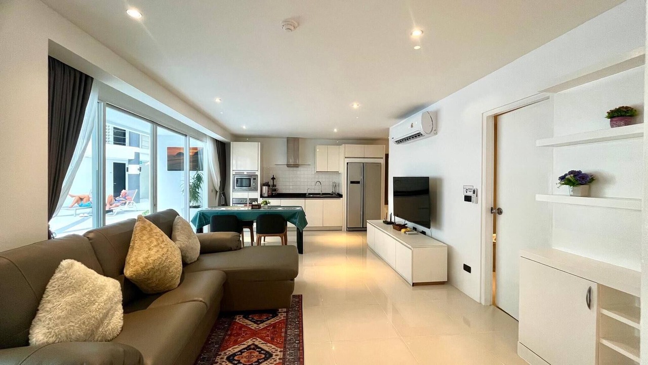 Photo of Livingroom in Karon