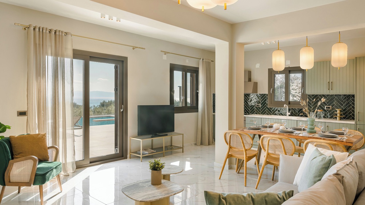 Photo of Livingroom in Karavados