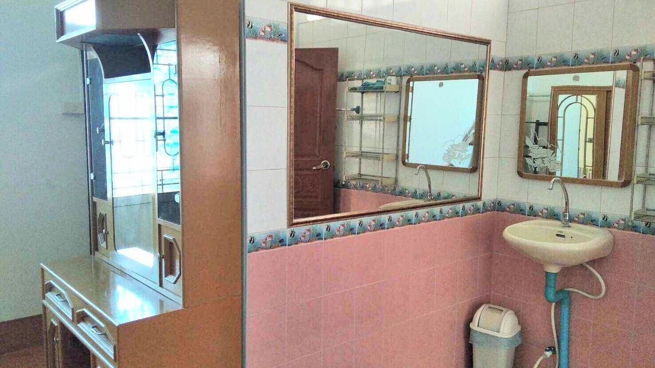 Photo of Bathroom in Kantang