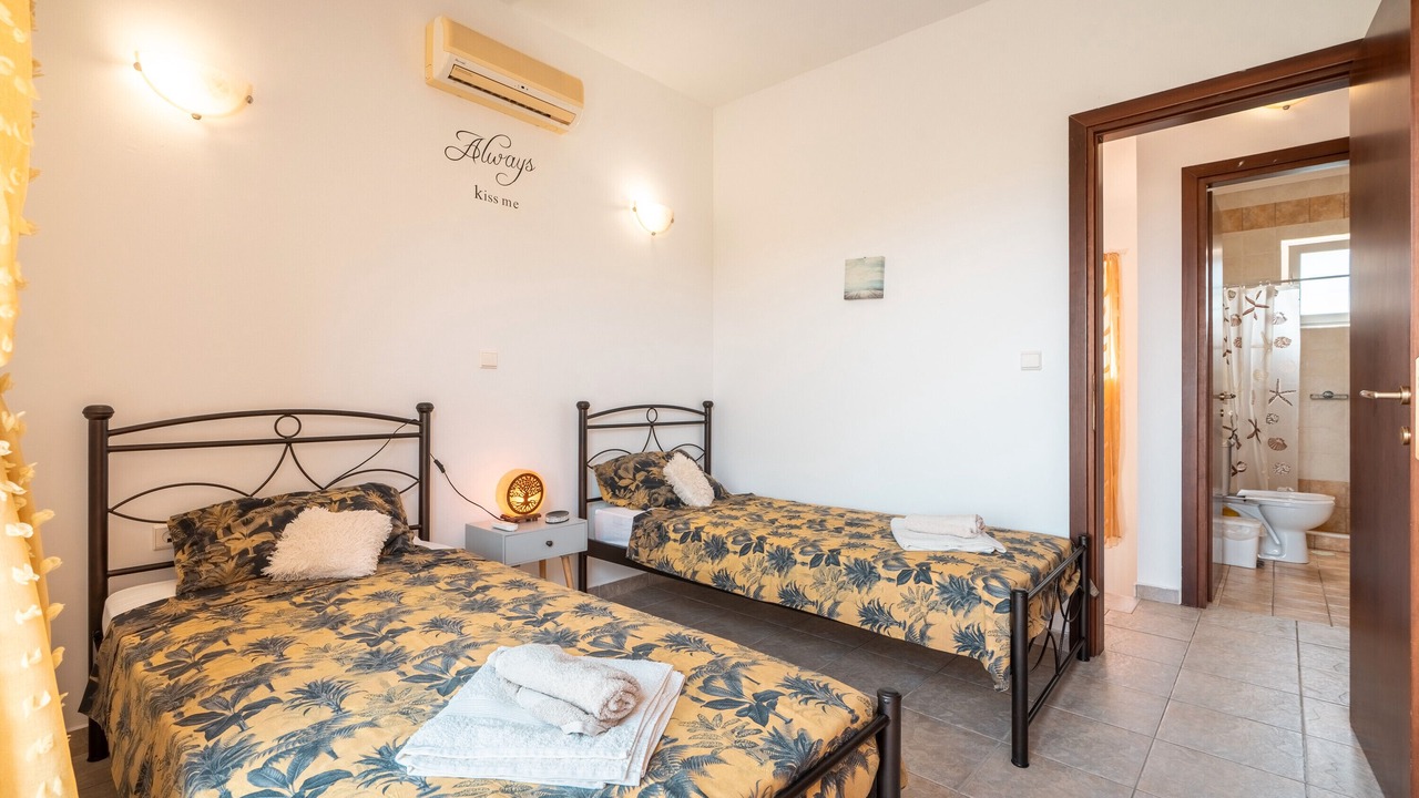 Photo of Bedroom in Kalathos