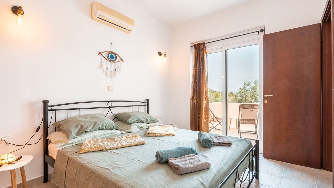 Photo of Bedroom in Kalathos