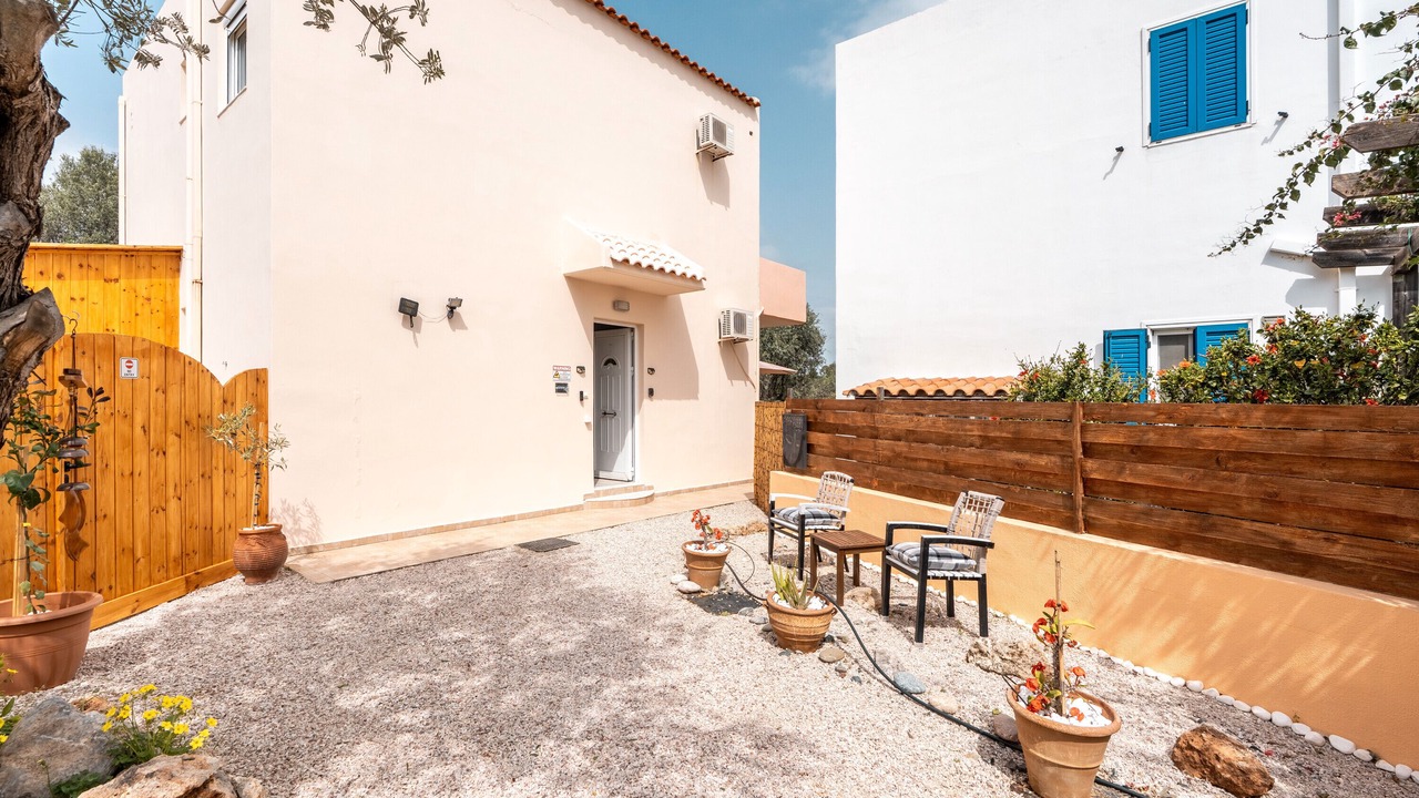 Photo of Patio Balcony in Kalathos