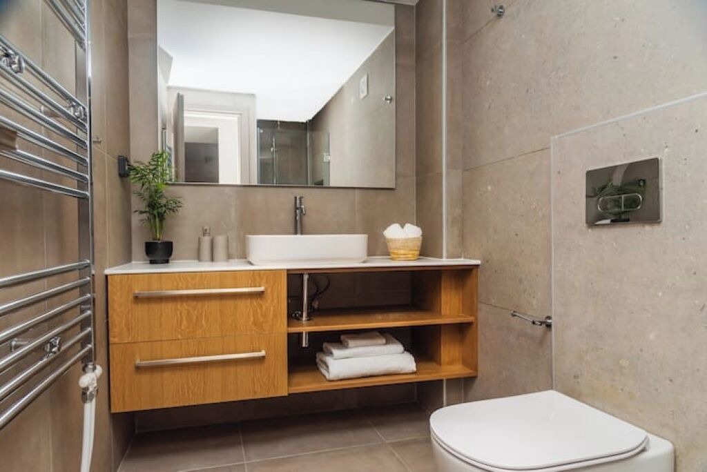 Photo of Bathroom in Petriti