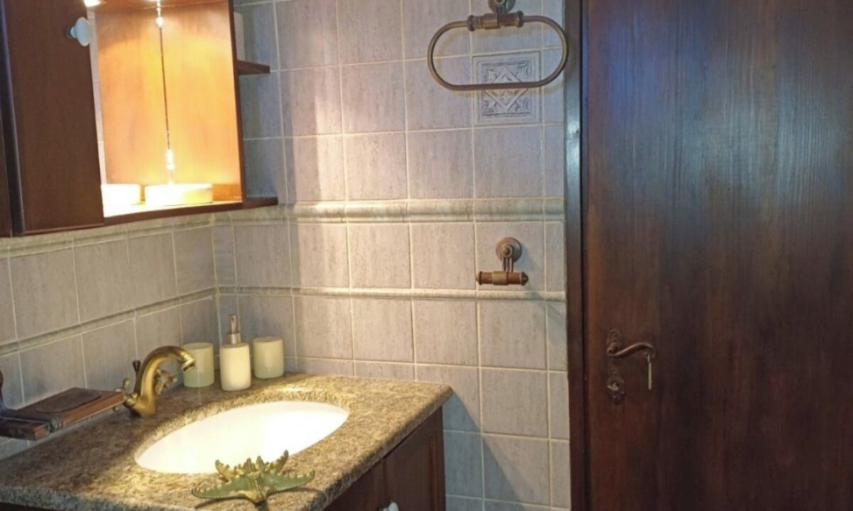 Photo of Bathroom in Koita