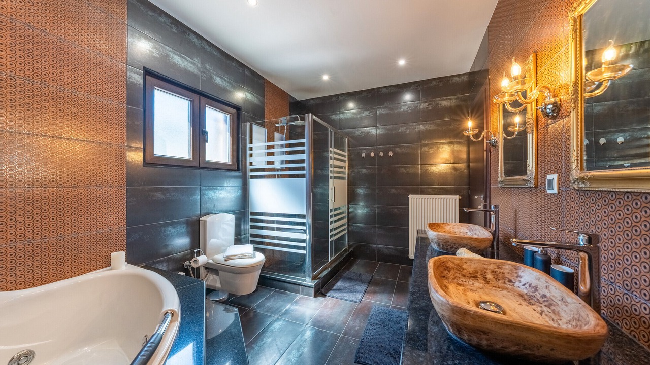 Photo of Bathroom in Lefkimmi