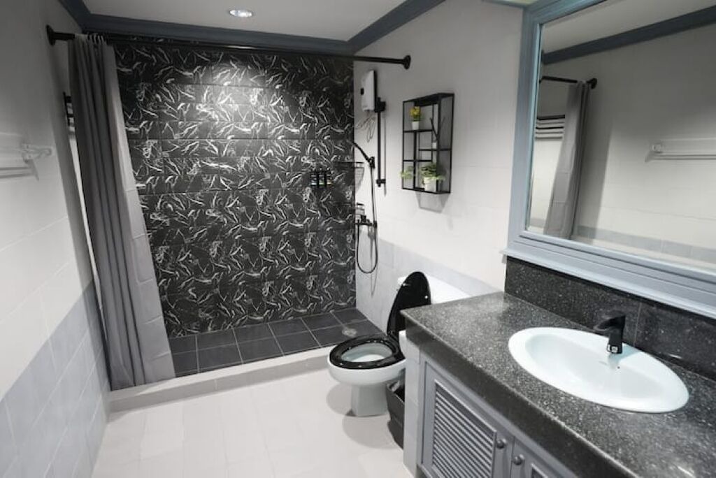 Photo of Bathroom in Ploenchit