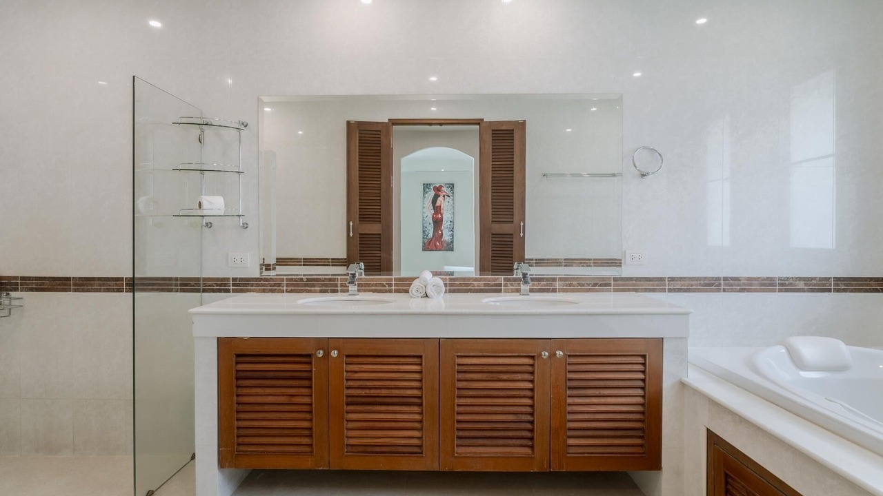 Photo of Bathroom in Cherngtalay