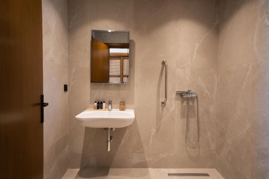Photo of Bathroom in Ierissos