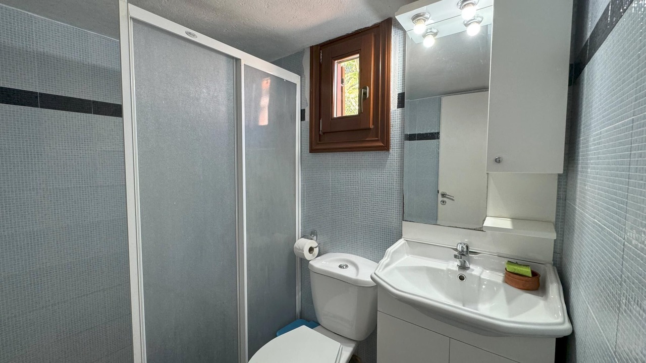 Photo of Bathroom in Karvelas