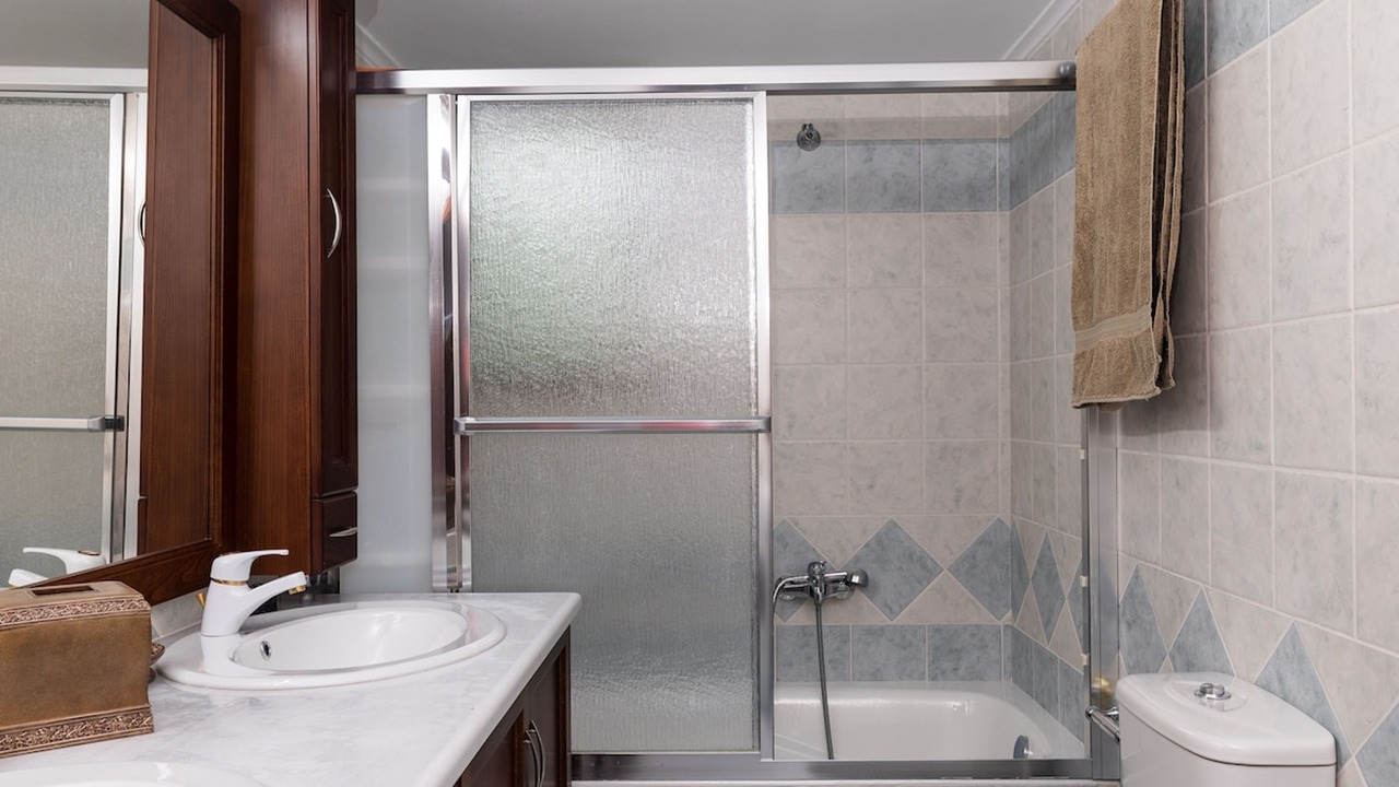 Photo of Bathroom in Dempla