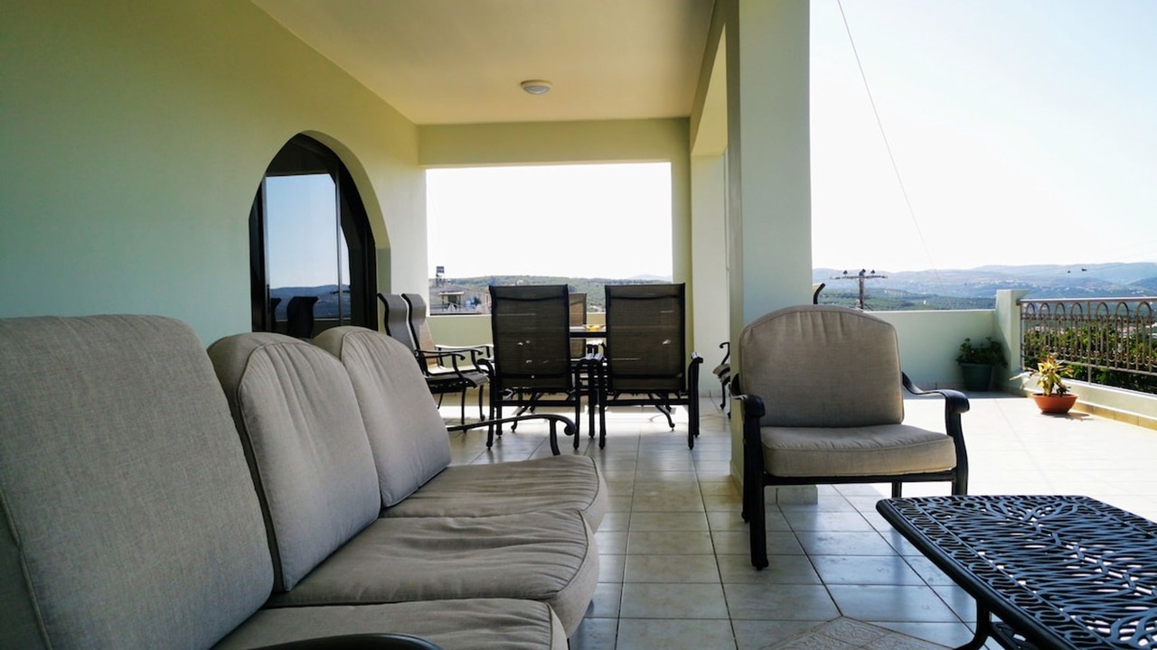 Photo of Patio Balcony in Dempla
