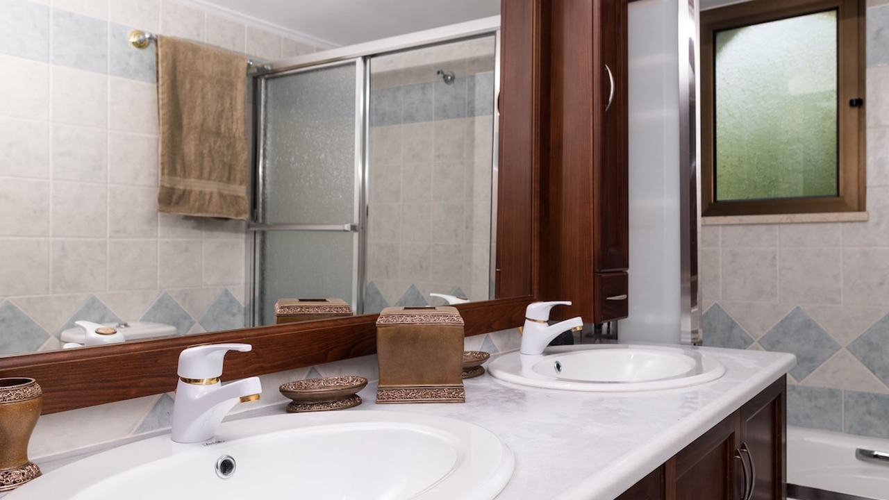 Photo of Bathroom in Dempla