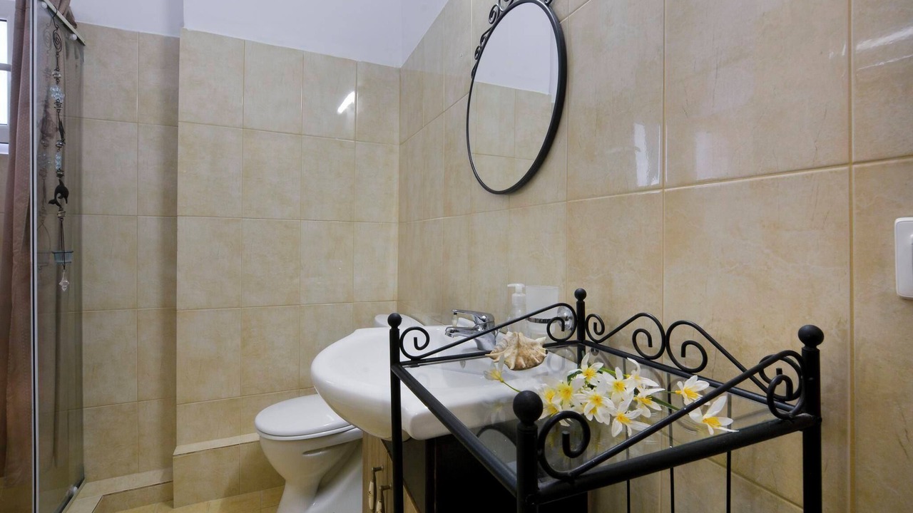 Photo of Bathroom in Makrata