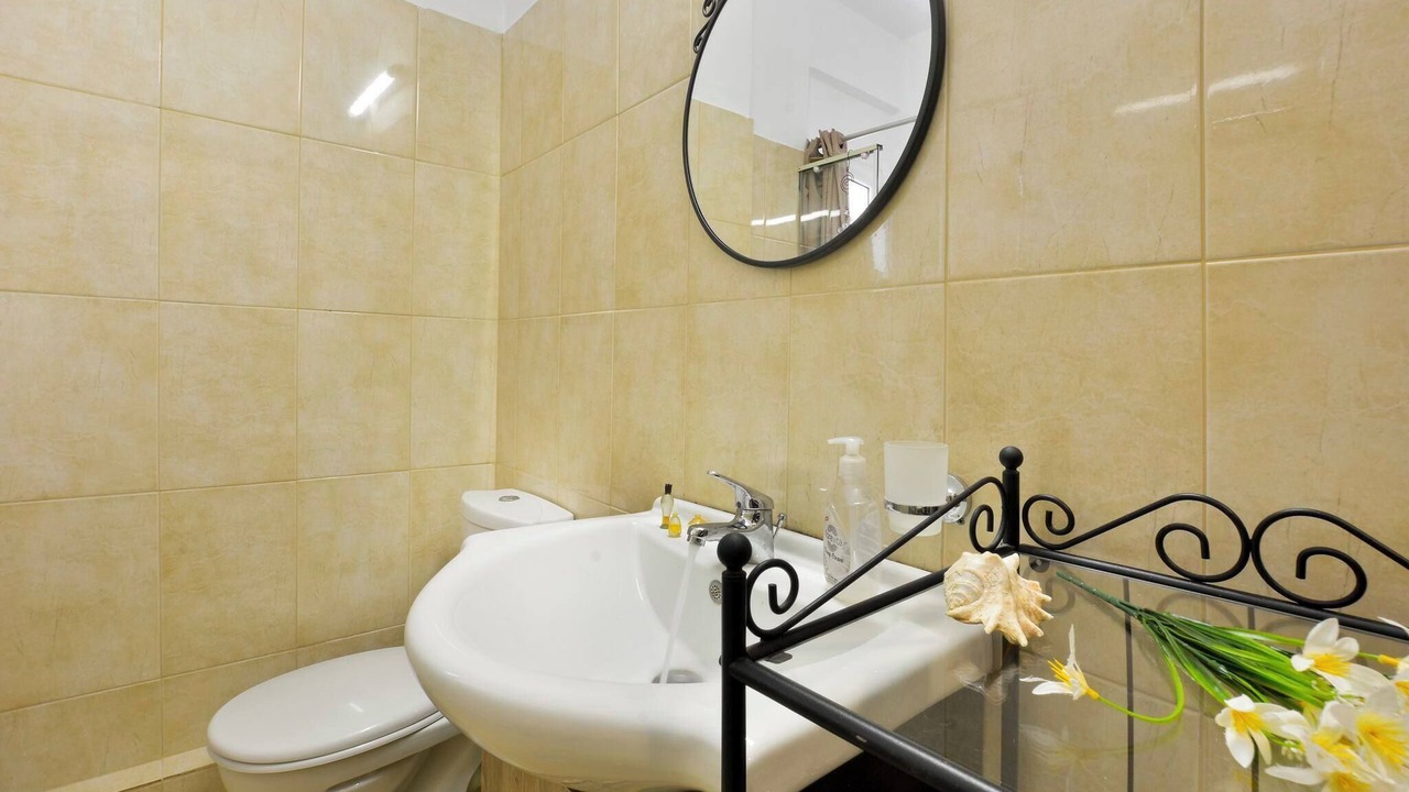Photo of Bathroom in Makrata